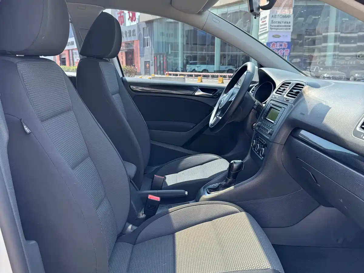 Volkswagen Golf 2012 1.4TSI Automatic Comfort фото 6