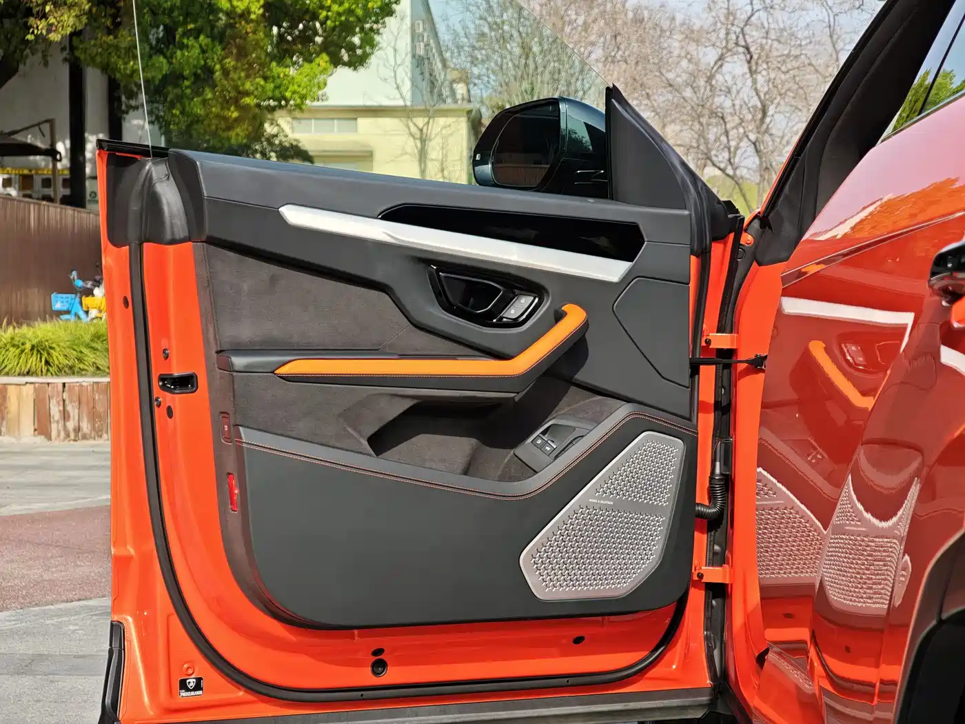 Lamborghini Urus SE 2025 4.0T Standard Edition фото 26