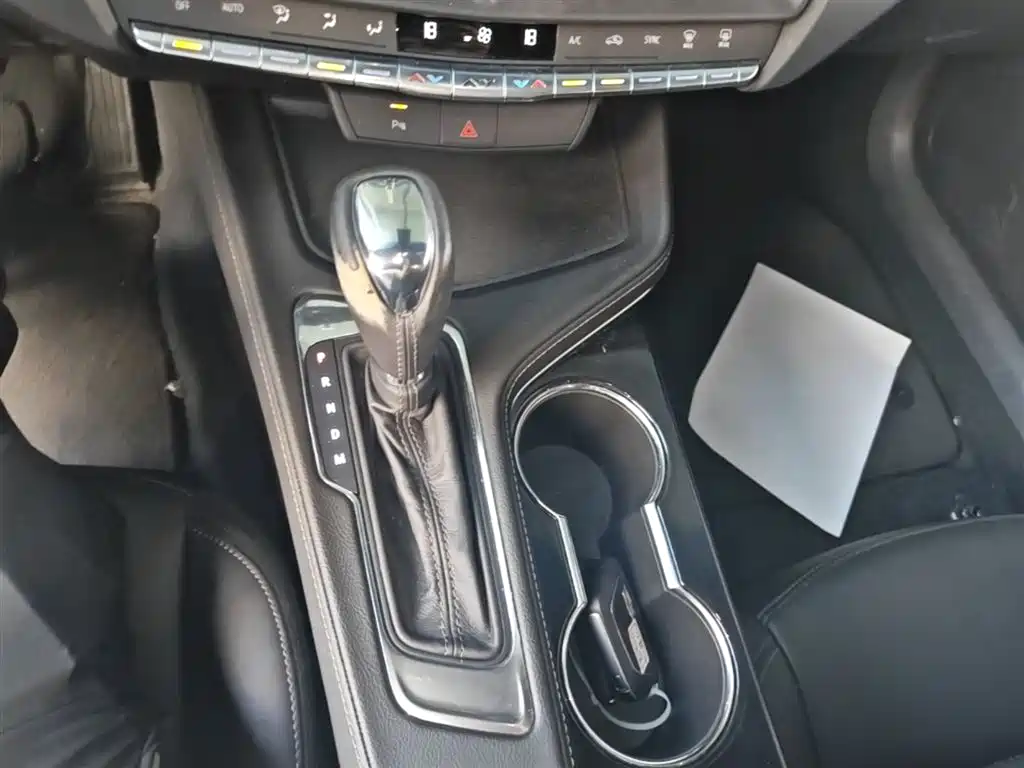 CADILLAC CT4