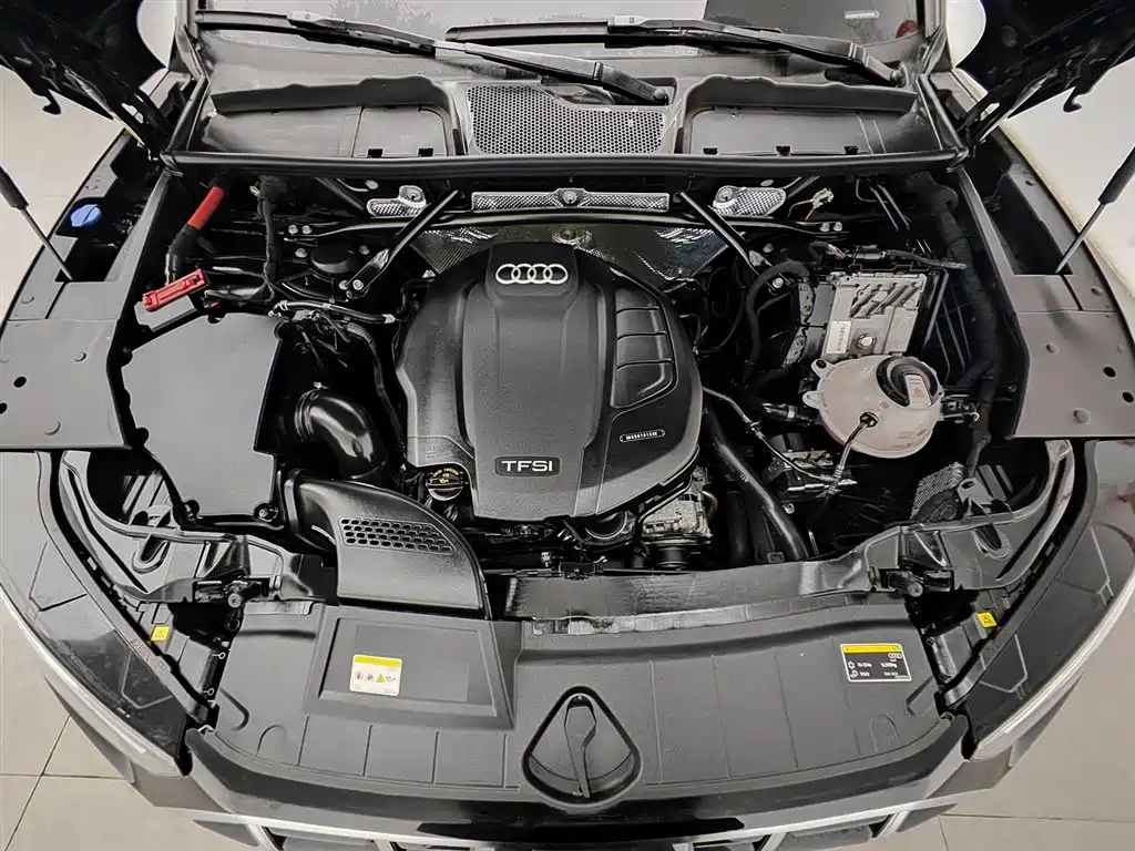 Audi Q5L 2022 Facelift 45T Luxury Elegance фото 6