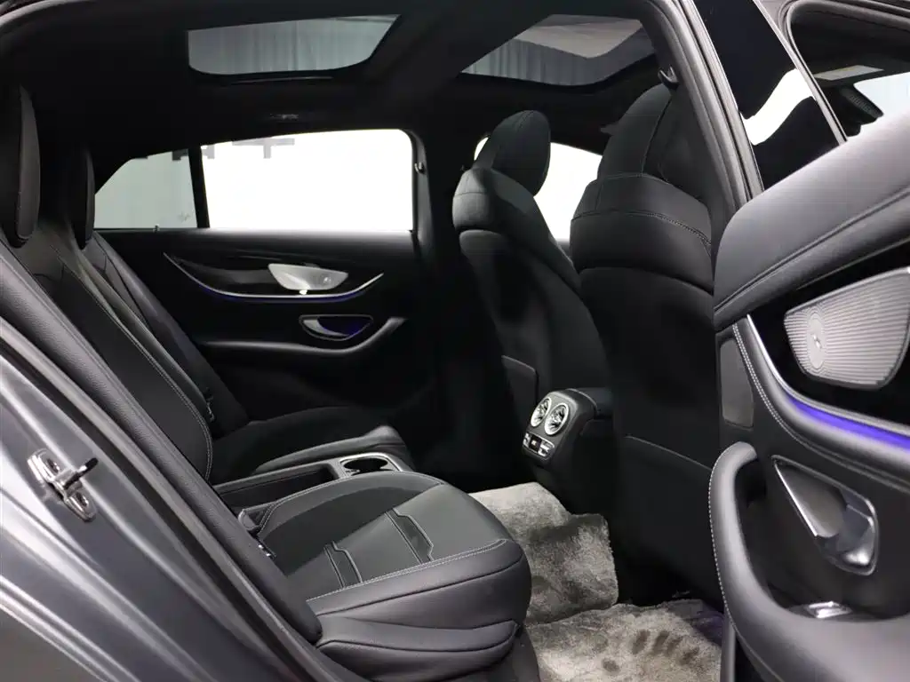 Mercedes-Benz AMG GT 2022 AMG GT 50 4MATIC+ 4-Door Coupe China Edition фото 25