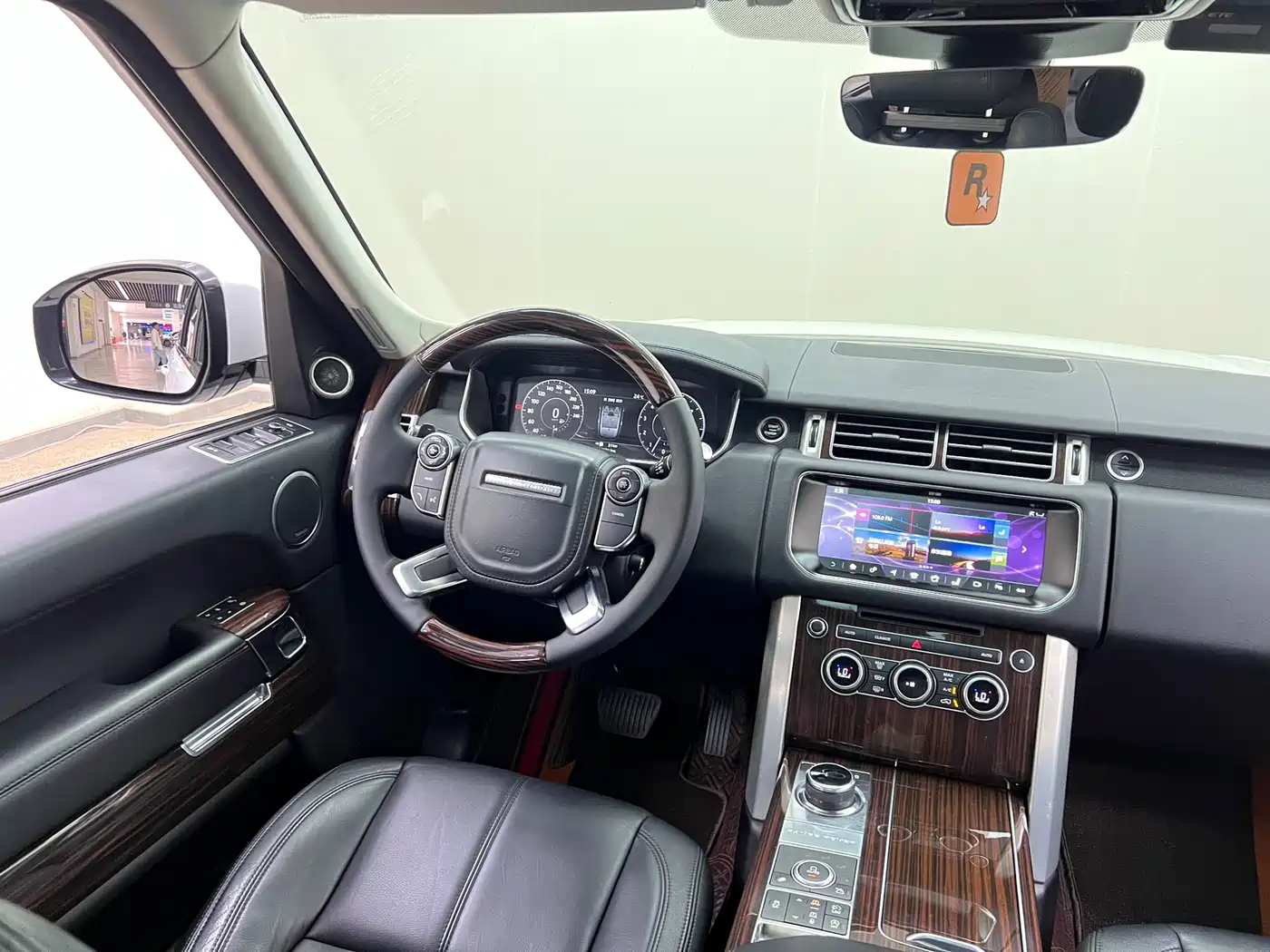 Land Rover Range Rover 2017 3.0 SC V6 Vogue фото 23
