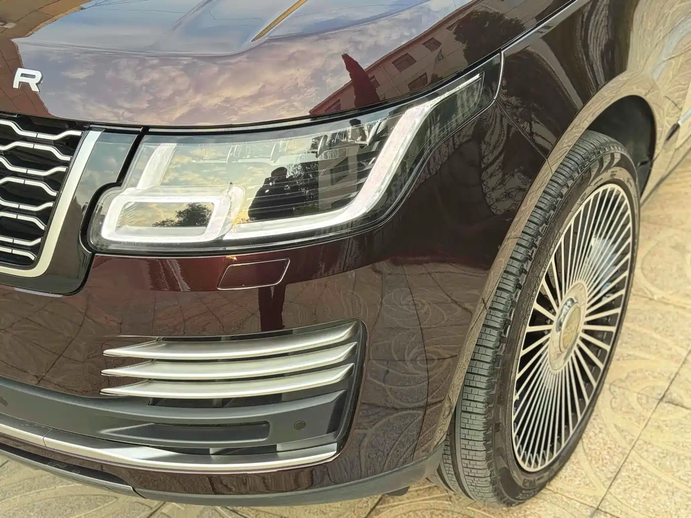 LAND ROVER RANGE ROVER