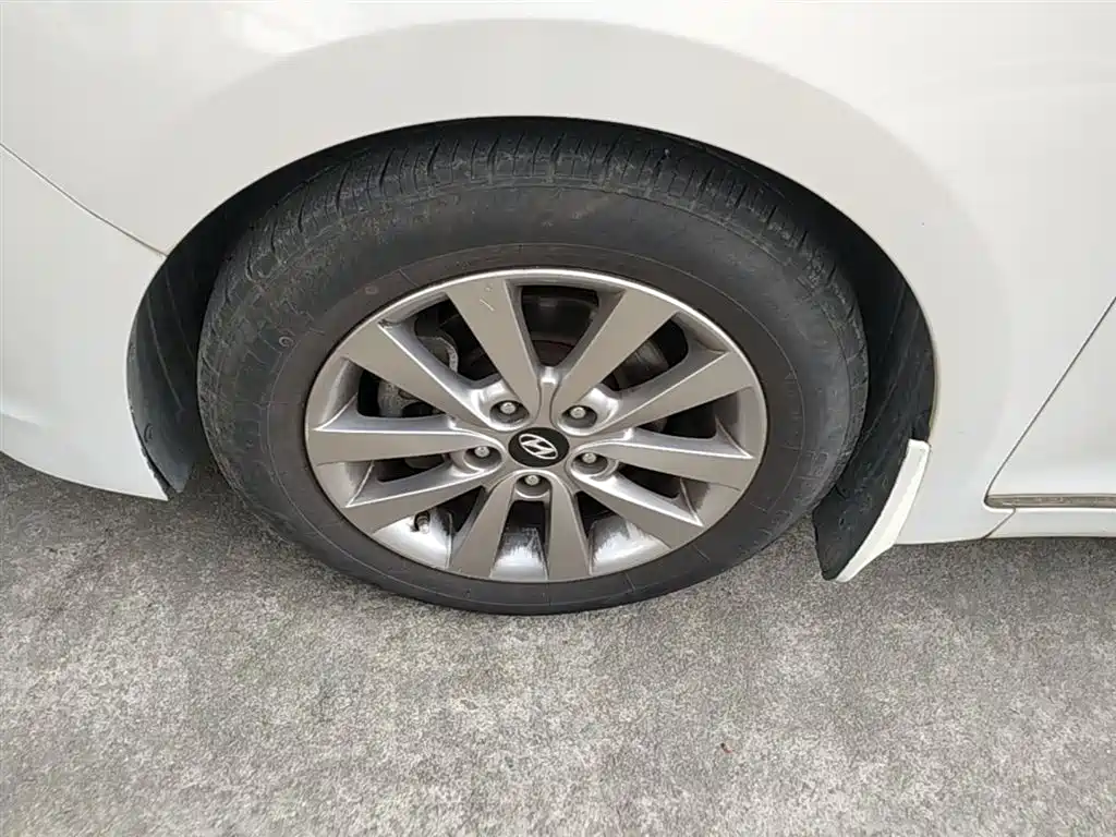 Hyundai Mistra 2014 1.8L Auto Smart GLS фото 23