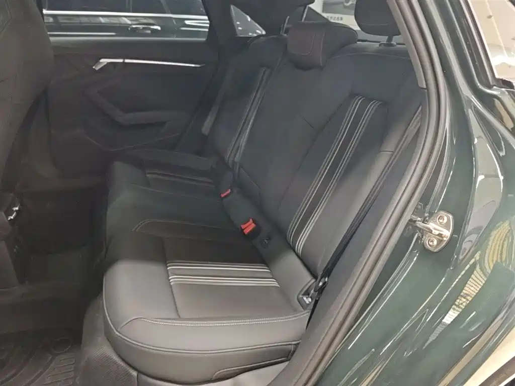 Audi A3 2024 Model A3L Limousine 35 TFSI Fashion Sport фото 17