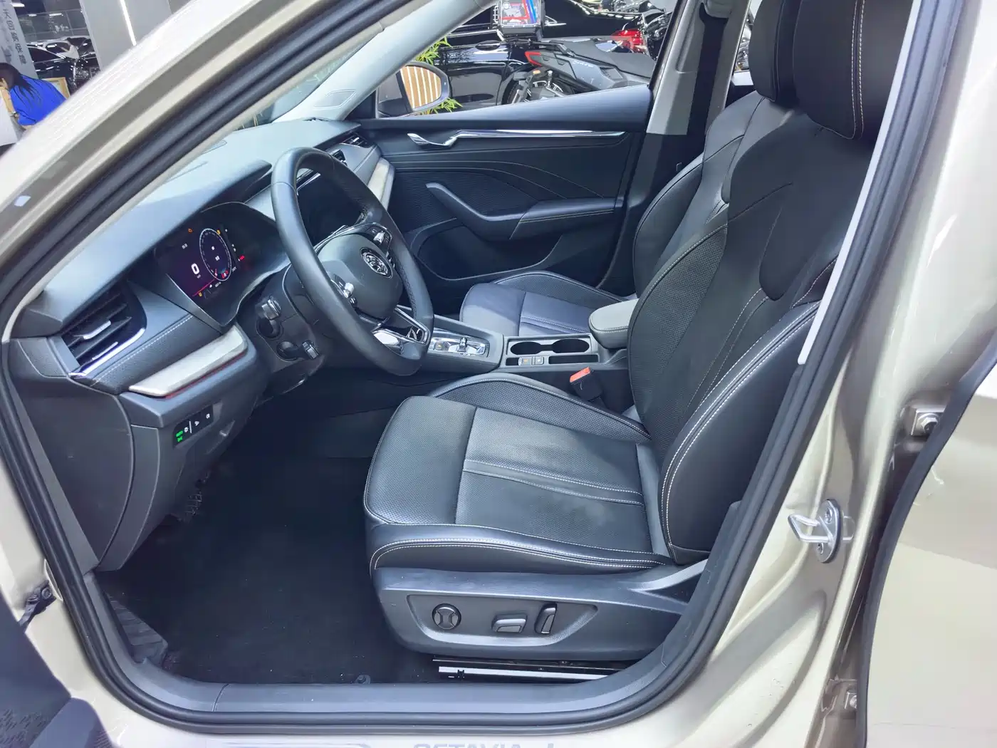Škoda Octavia 2021 PRO TSI280 DSG Premium Edition фото 16