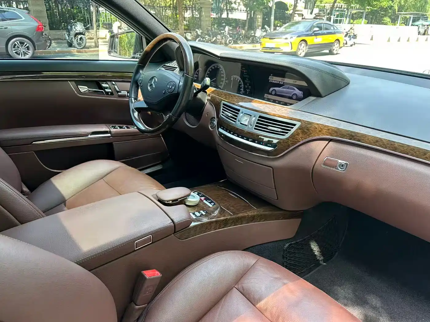 Mercedes-Benz S-Class 2012 S 300 L Business Grand Edition фото 13