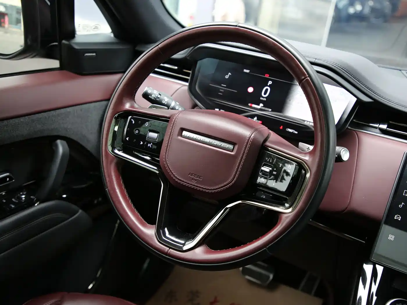 Land Rover Range Rover Sport 2023 400PS Dynamic SE фото 11