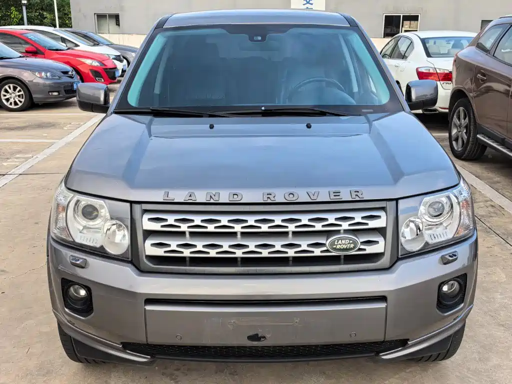 Photo 2 - Land Rover Freelander 2
