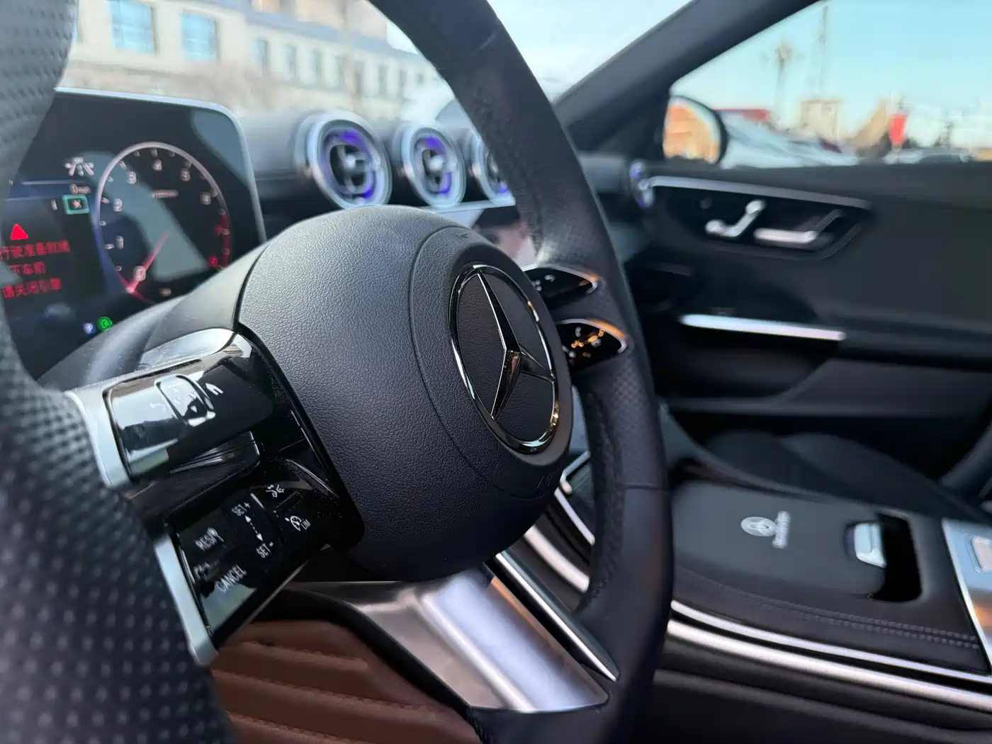 Mercedes-Benz C-Class 2024 C 200 L Sport Edition фото 5