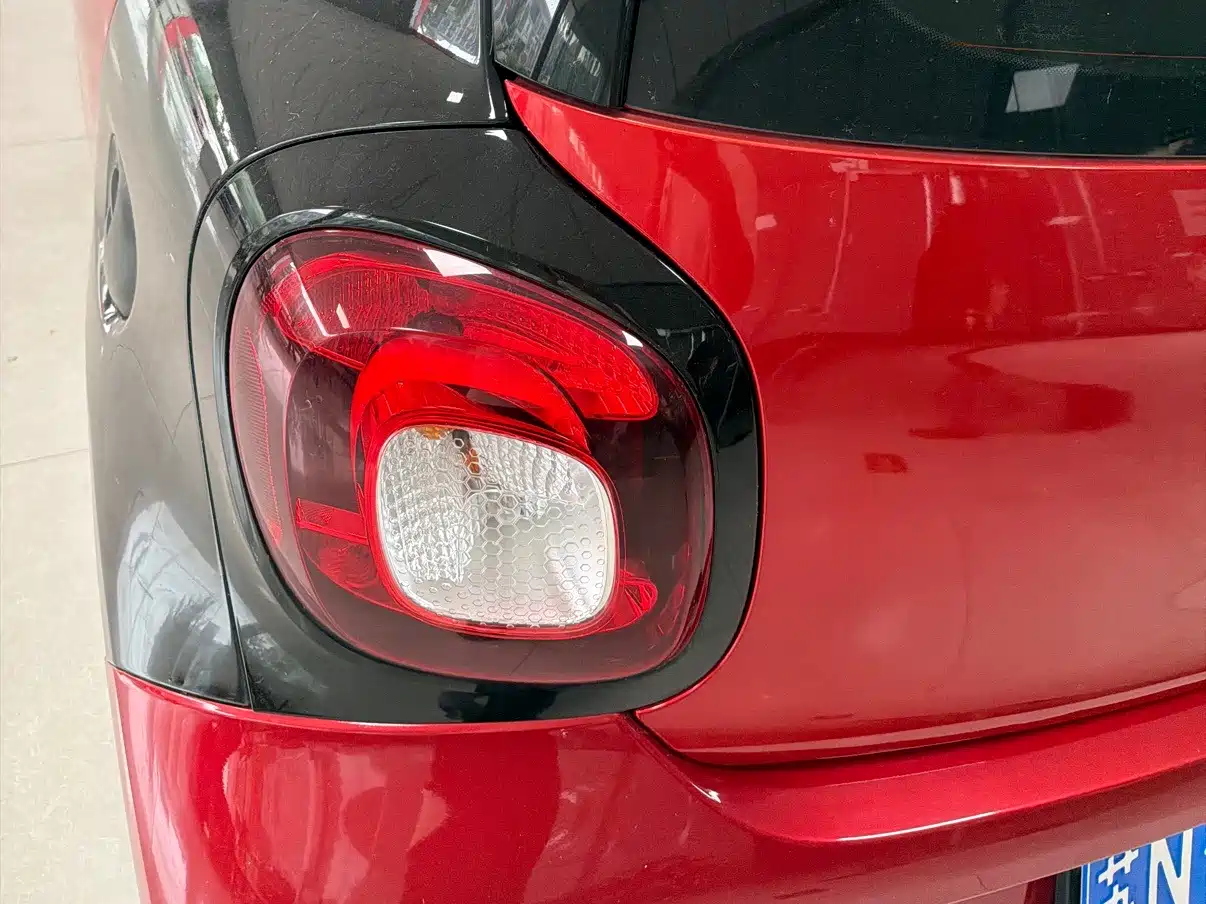 smart forfour 2018 2018 1.0L 52kW Agile Edition