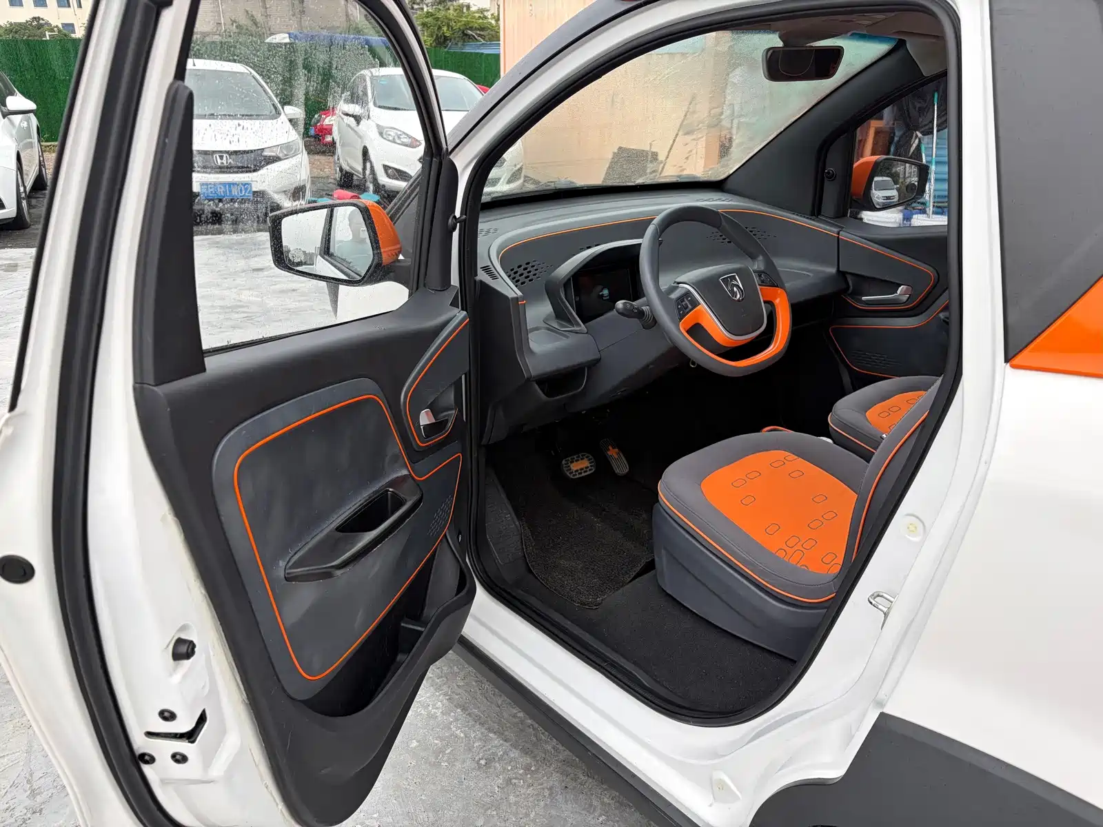 Фото 9 - Baojun E100