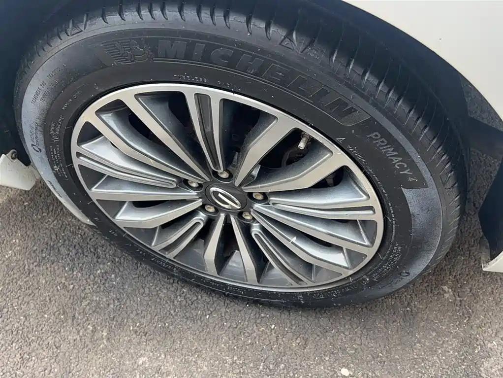 GAC Trumpchi Trumpchi M6 2019 270T Automatic Premium Edition (7-Seater) China V фото 10