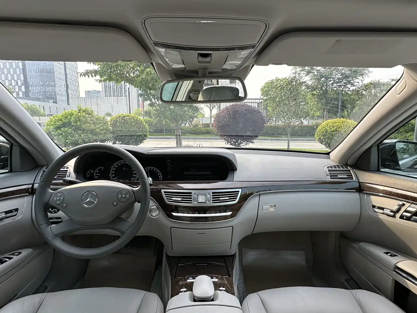 Mercedes-Benz S-Class 2010 S 300 L Premium фото 10