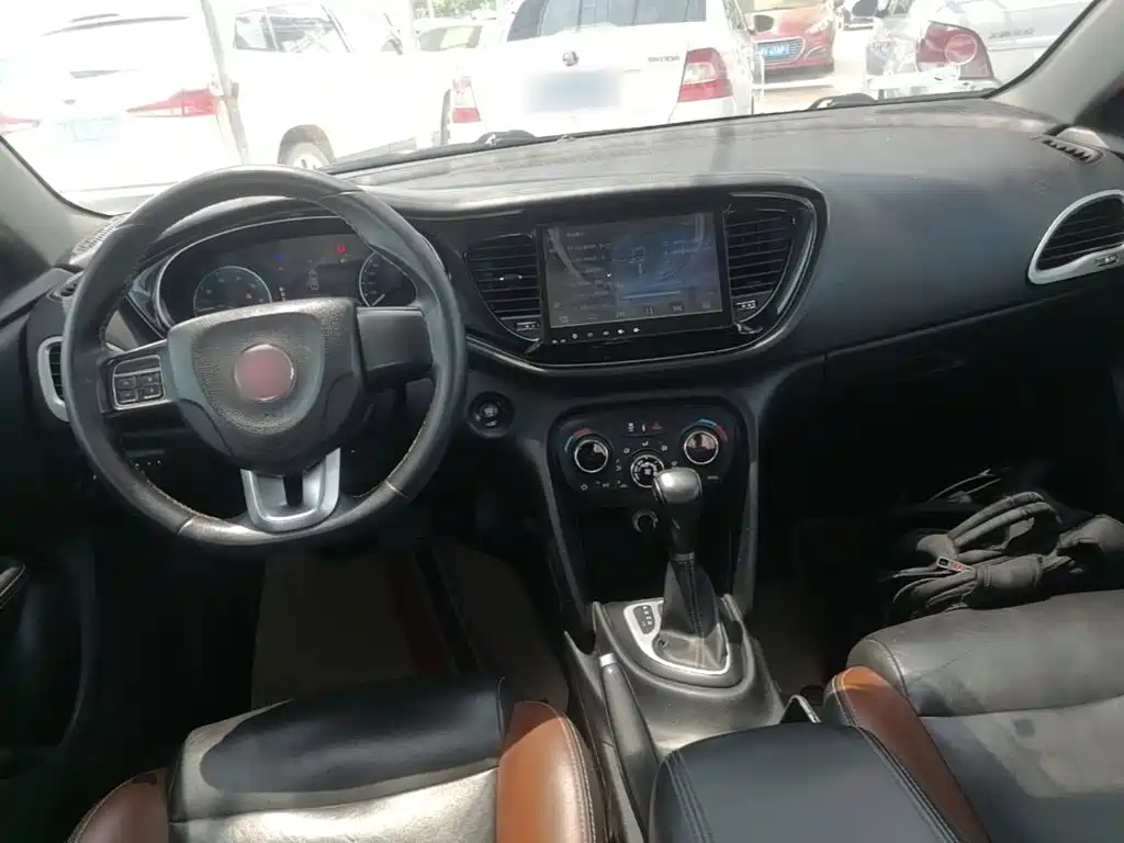 Fiat Viaggio 2016 2015 1.4T Auto Sport Edition