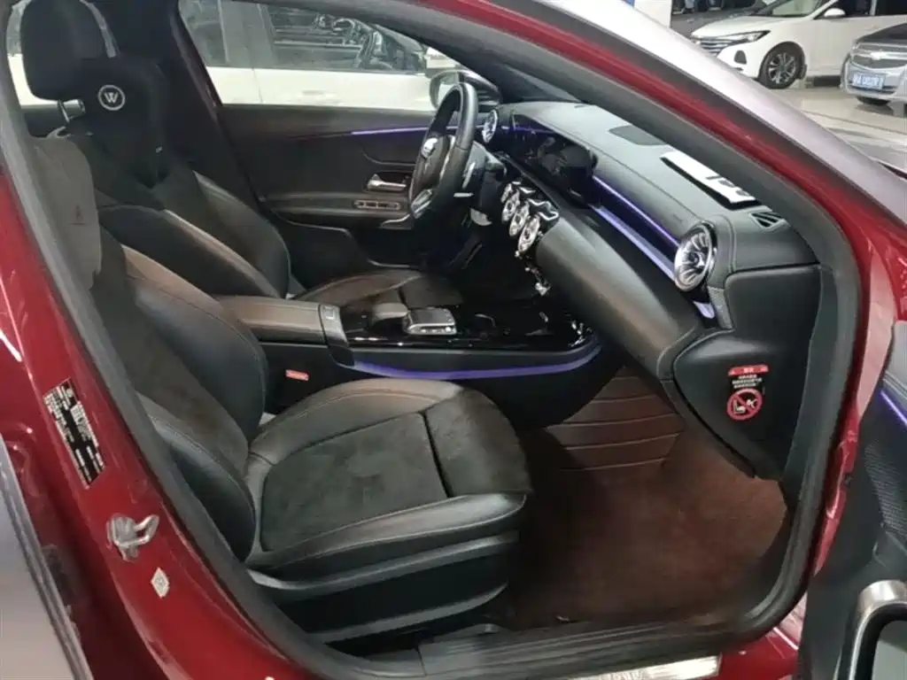 Mercedes-Benz A-Class 2022 Facelift III A 200 L Sport Sedan Fashion фото 25