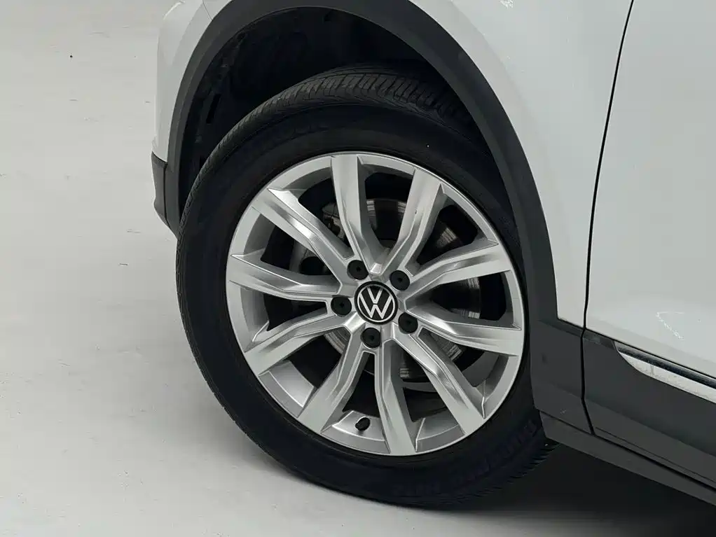 Volkswagen T-ROC 2022 2021 Facelift 280TSI DSG 2WD Elite Smart Connect Edition