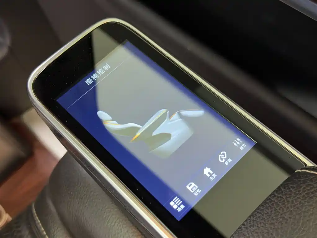 Mercedes-Benz V-Class 2020 V 260 Navigator Edition фото 13