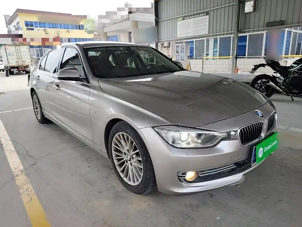 Фото 4 - BMW 3 Series