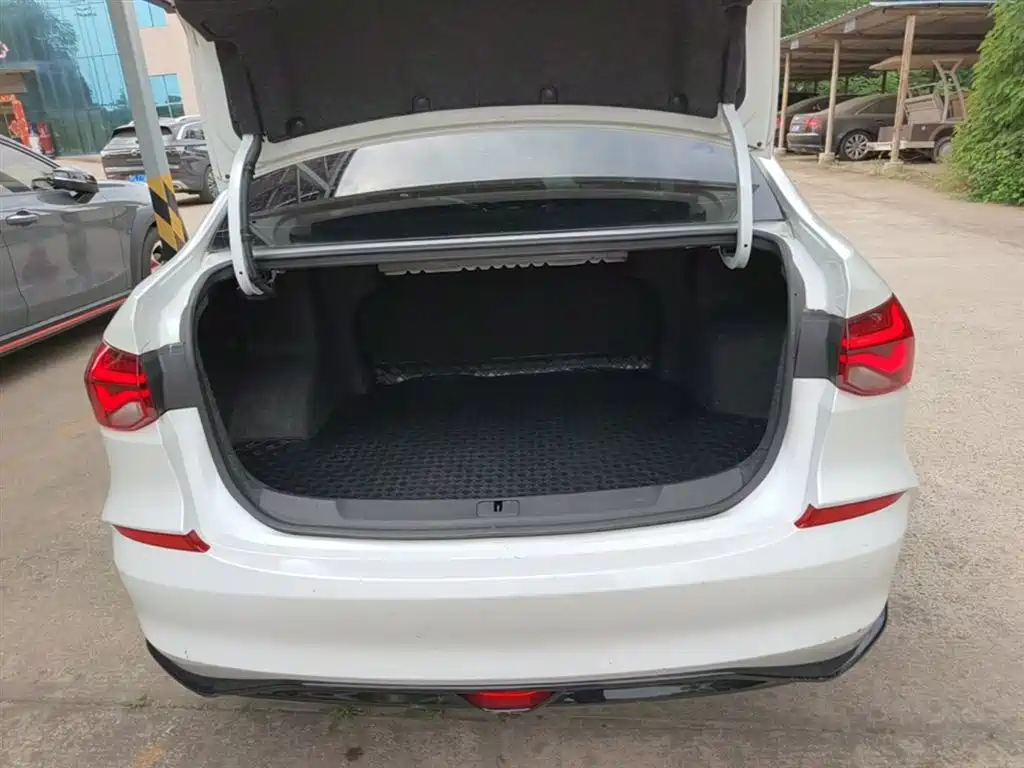 Chevrolet Monza 2024 1.5L Dual-Clutch Enjoyment Edition фото 19