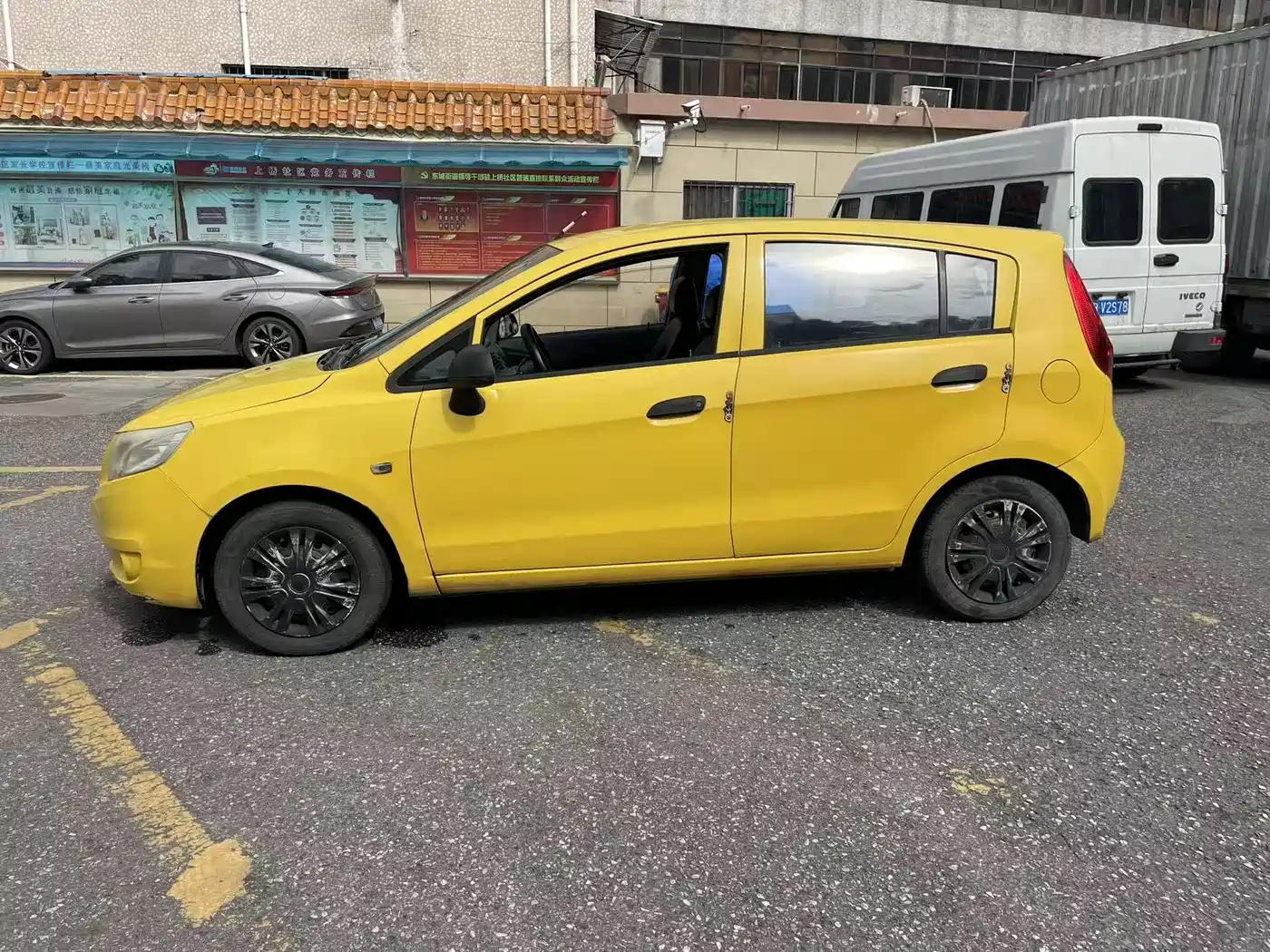 Chevrolet Sail 2010 2010 Hatchback 1.4L AMT Comfort