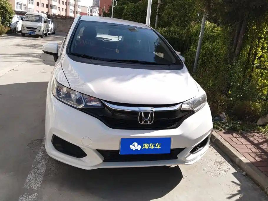 صورة 2 - Honda Fit