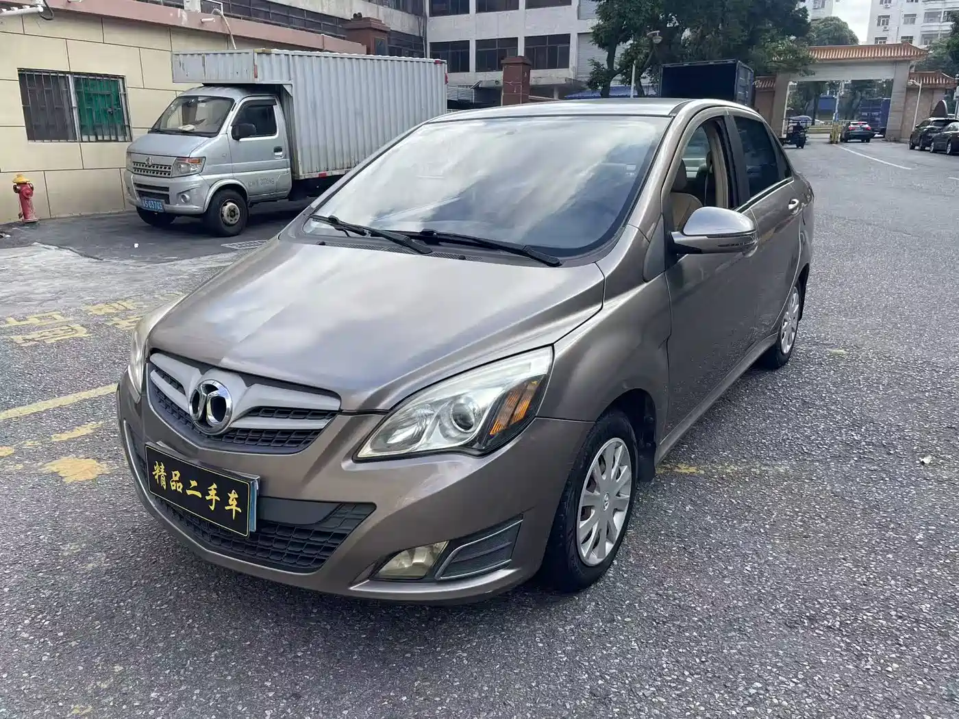 BAIC E-Series 2014 2013 Sedan 1.3L Manual Letian Edition