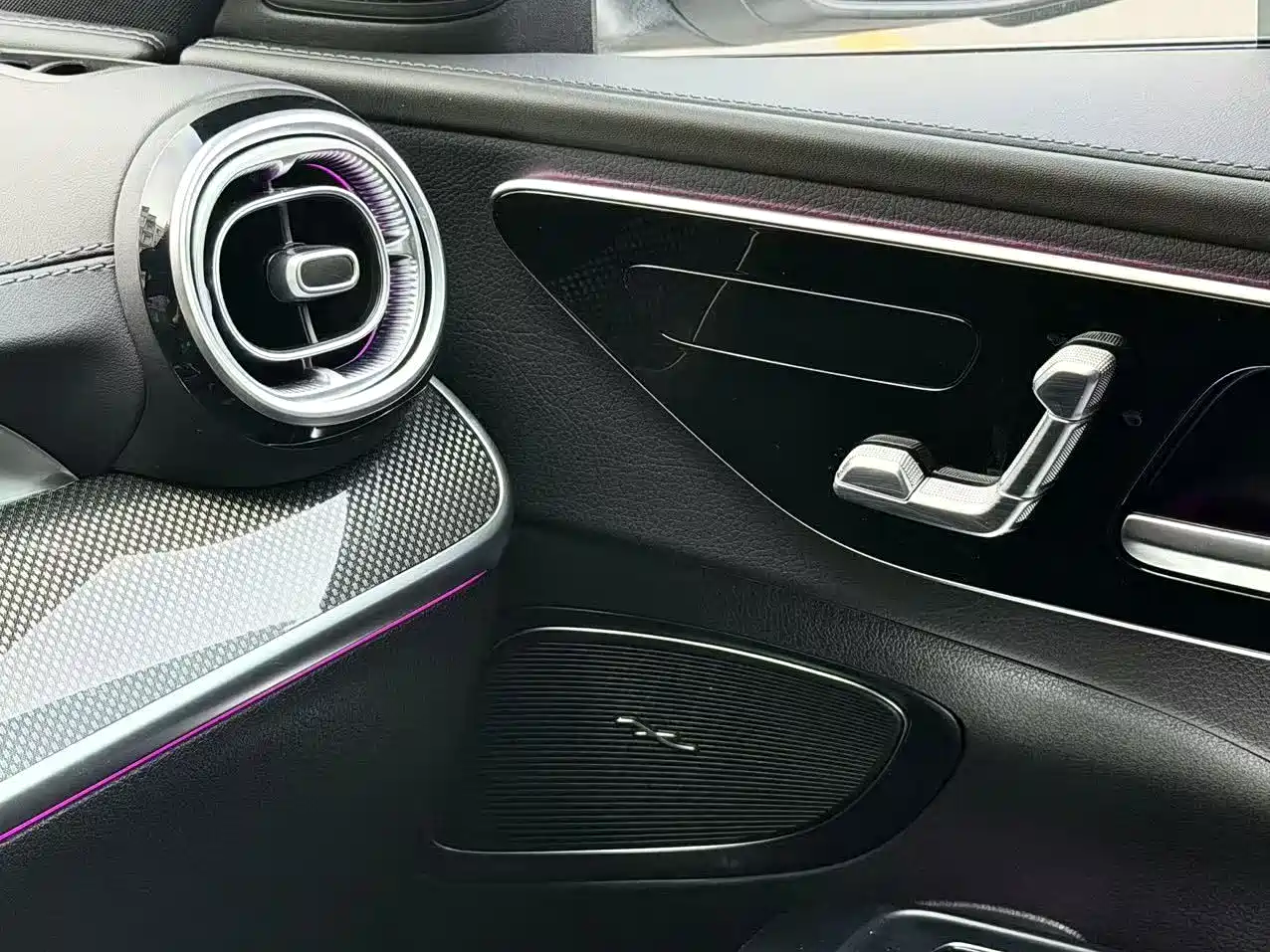 Mercedes-Benz C-Class 2024 C 260 L Sport фото 10