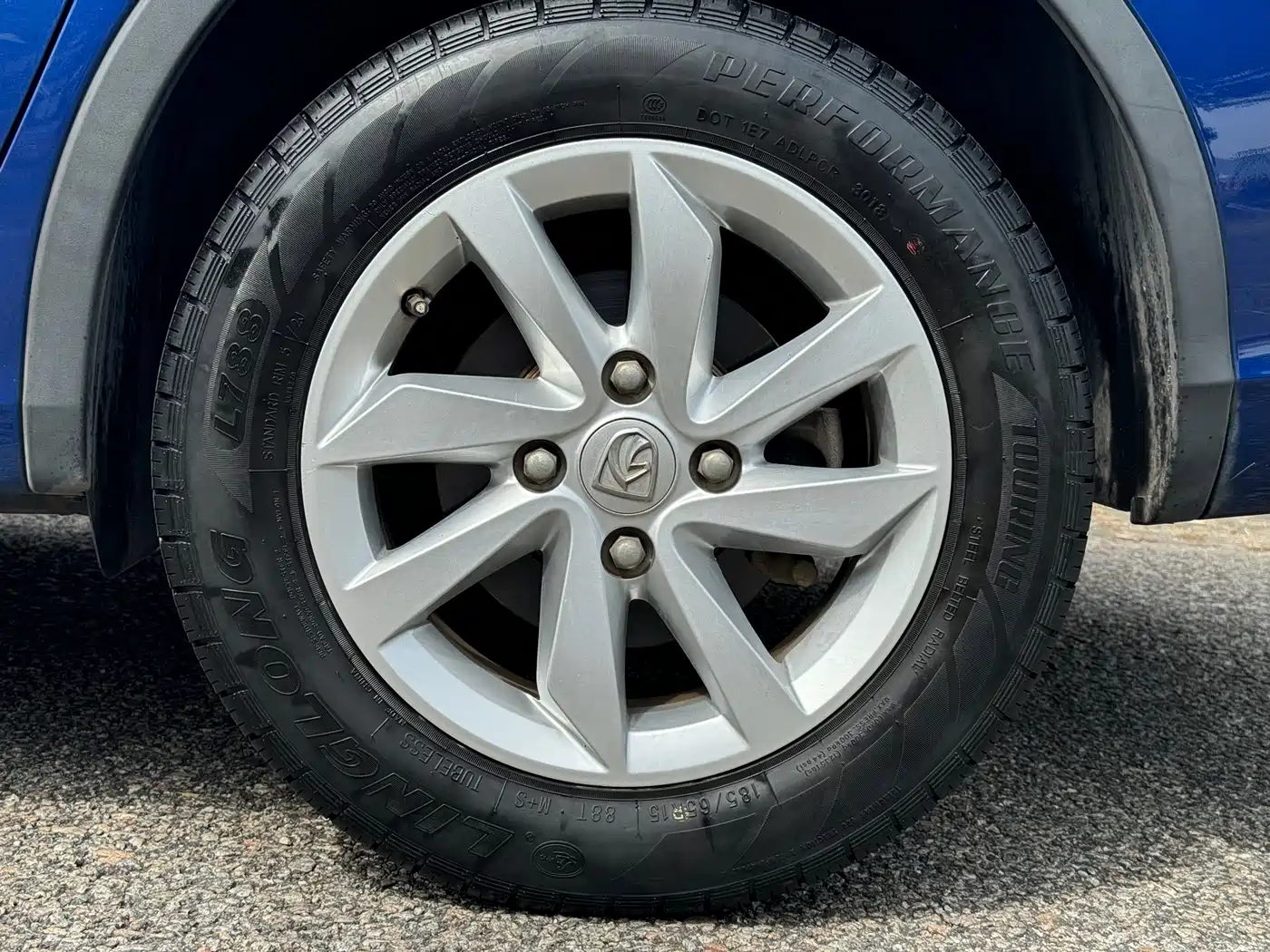 Baojun 310W 2018 2017 1.5L Manual Fashion Edition (China V)