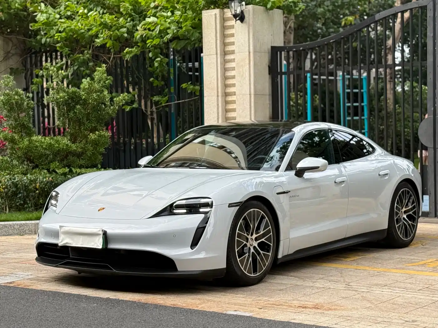 Porsche Taycan 2022 Facelift Taycan
