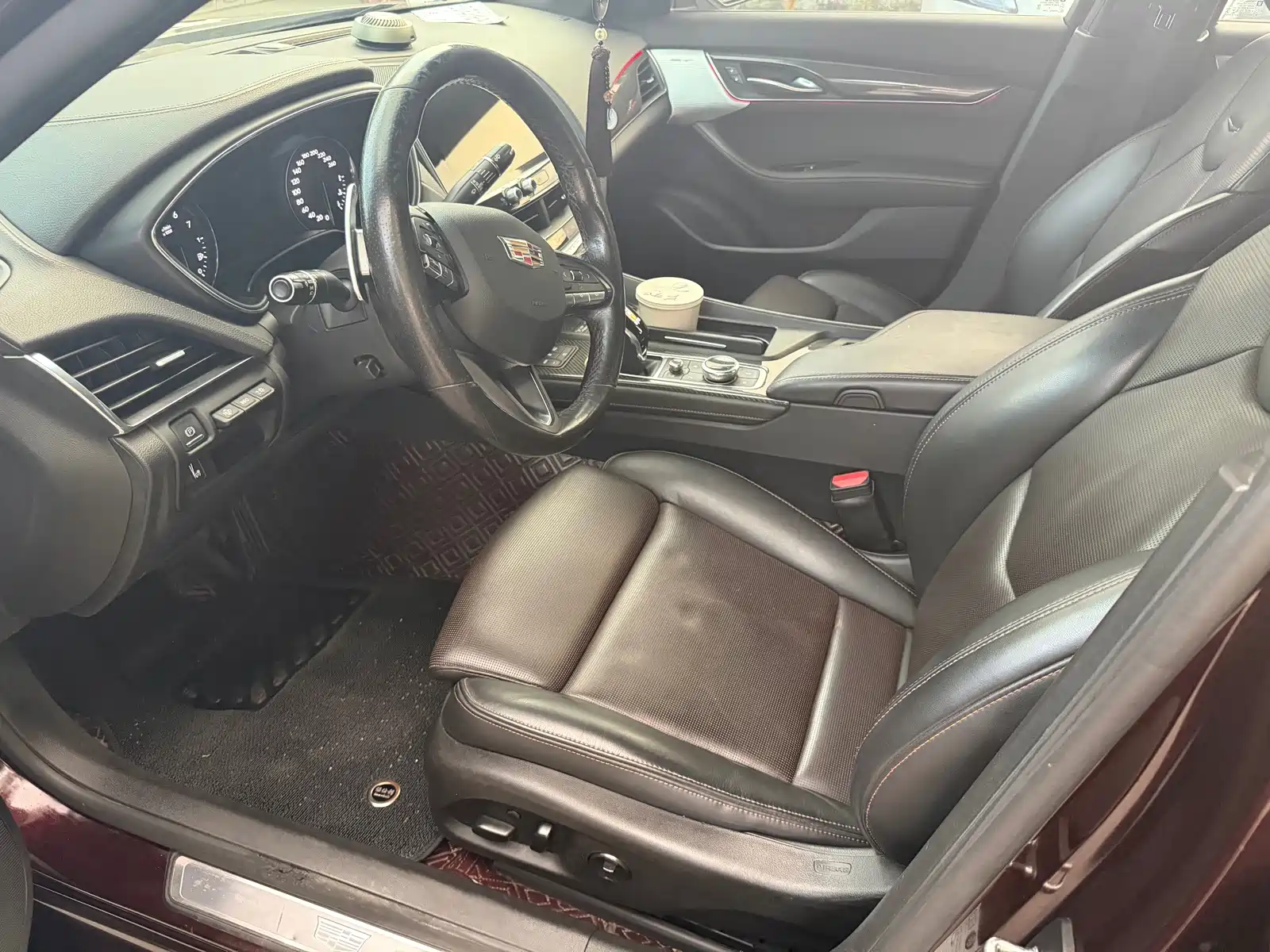 Фото 16 - Cadillac CT5