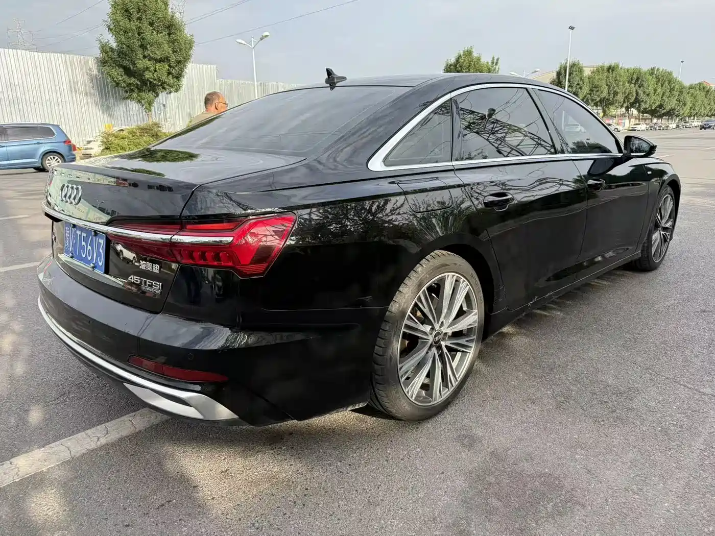 Audi A6L 2023 45 TFSI Premium Selection Dynamic фото 9