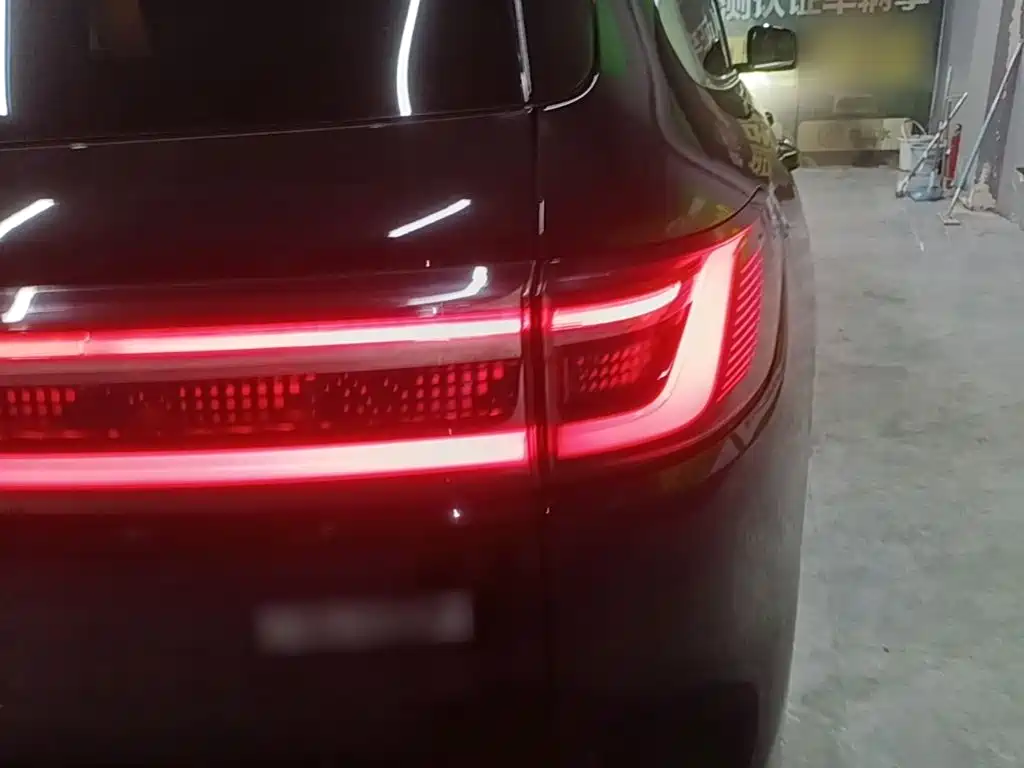 Geely Galaxy Galaxy M9 2025 2025 Base Model