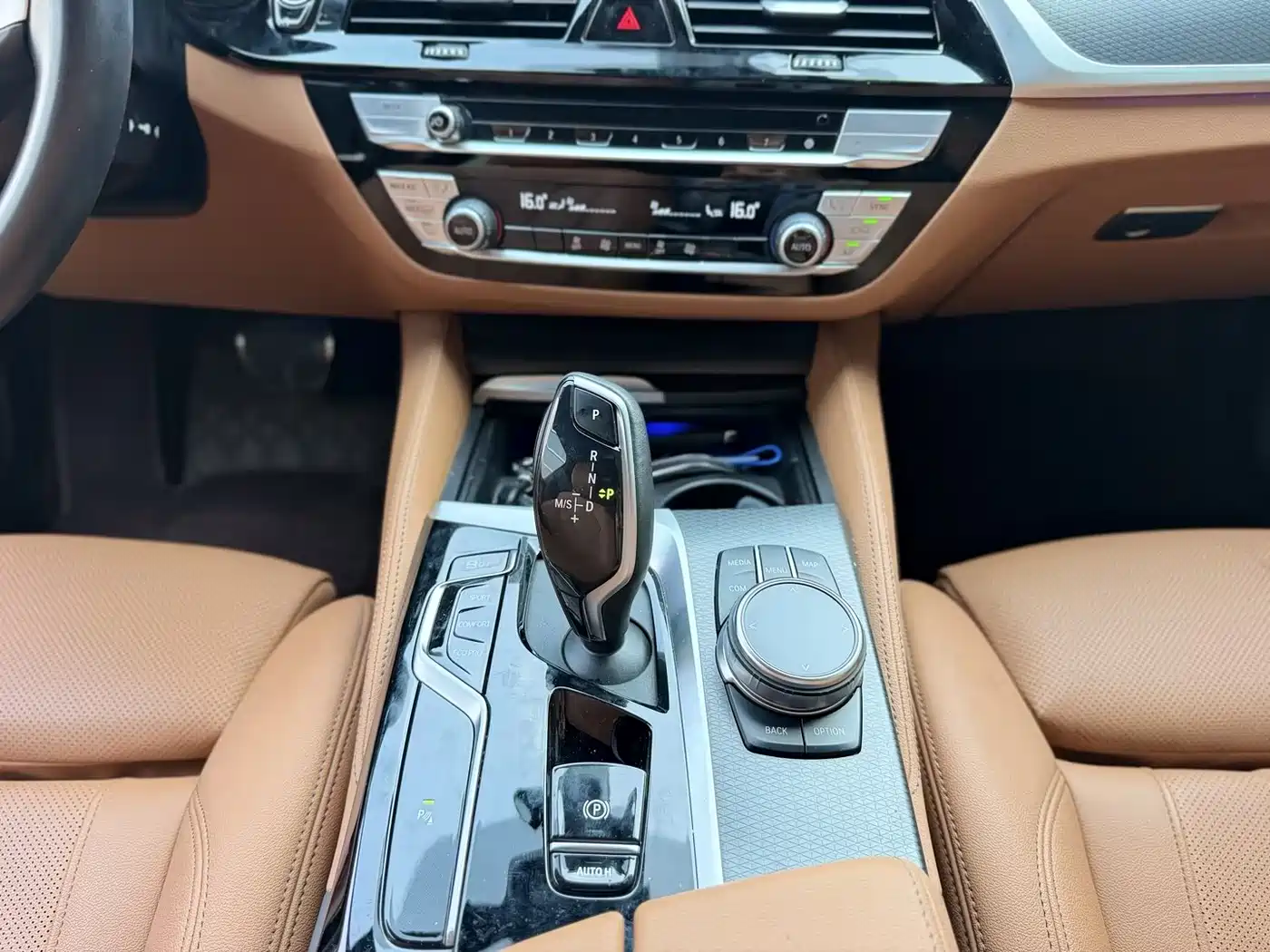 BMW 5 Series (Import) 2022 Model Second Facelift 525i M Sport Package фото 12