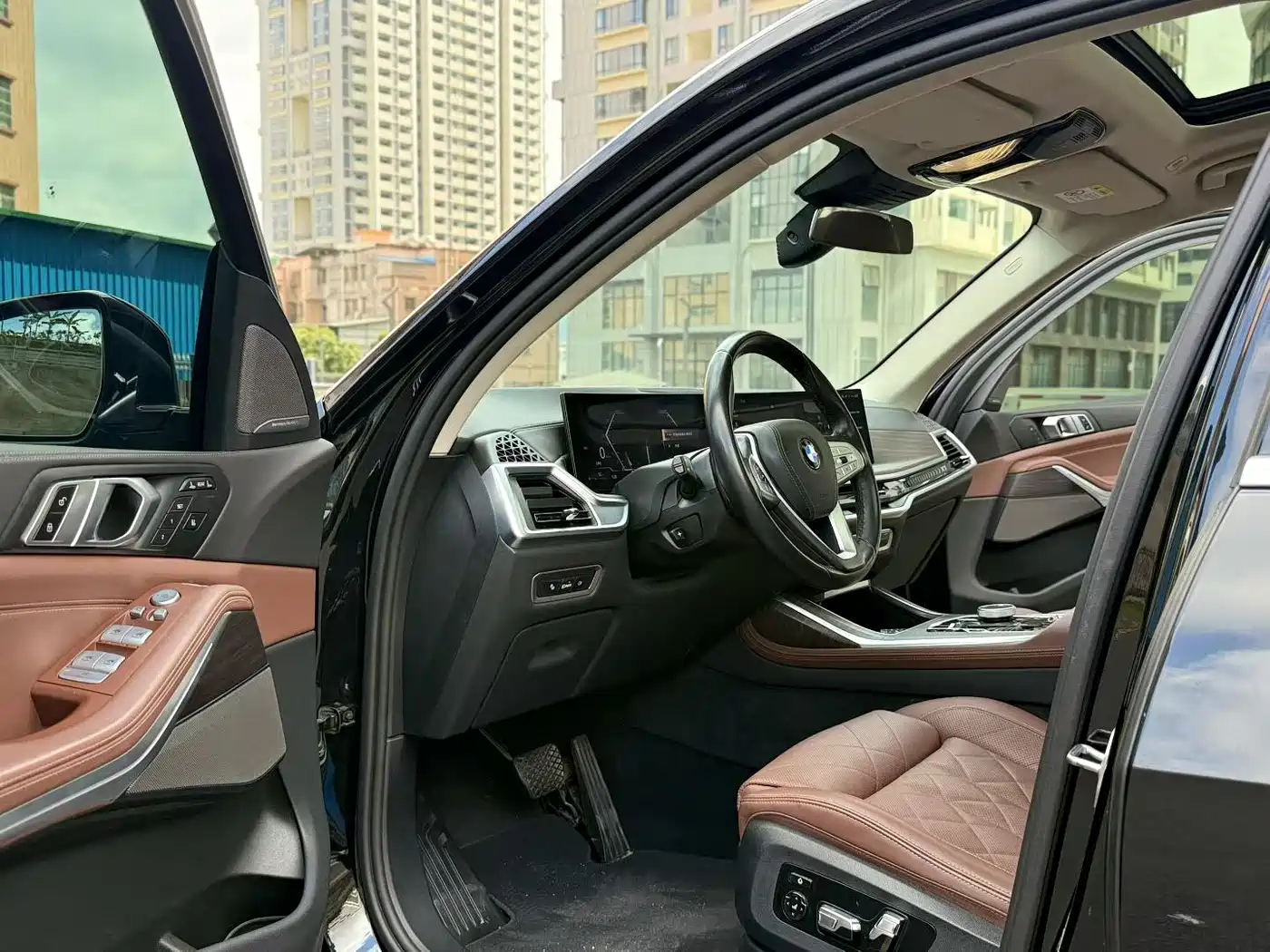 BMW X7 2023 xDrive40i Leading Luxury Package фото 4