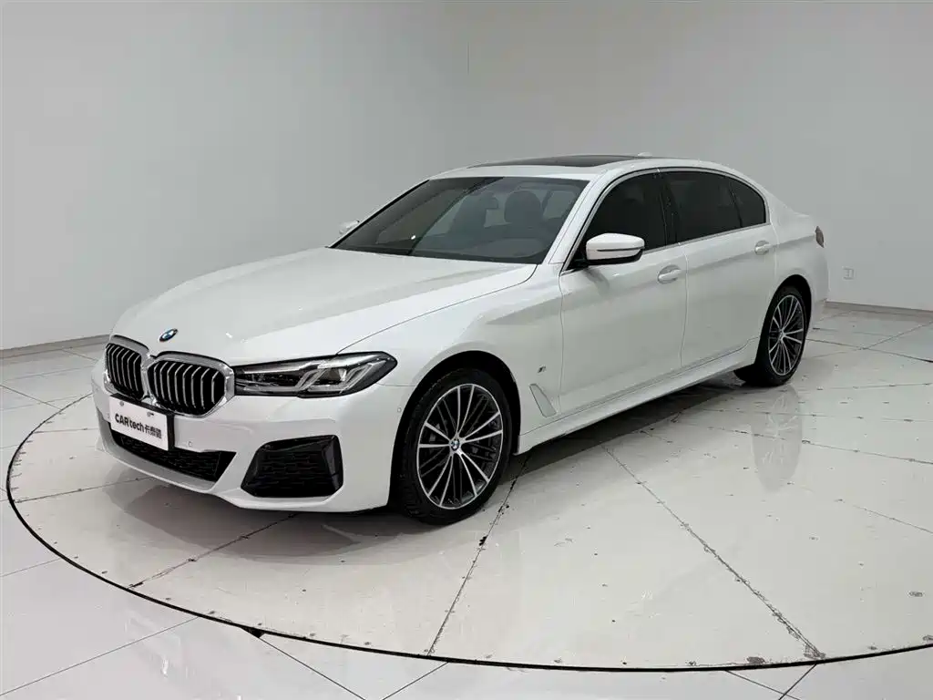 BMW 5 Series 2022 Facelift 530Li Leading M Sport Package фото 5