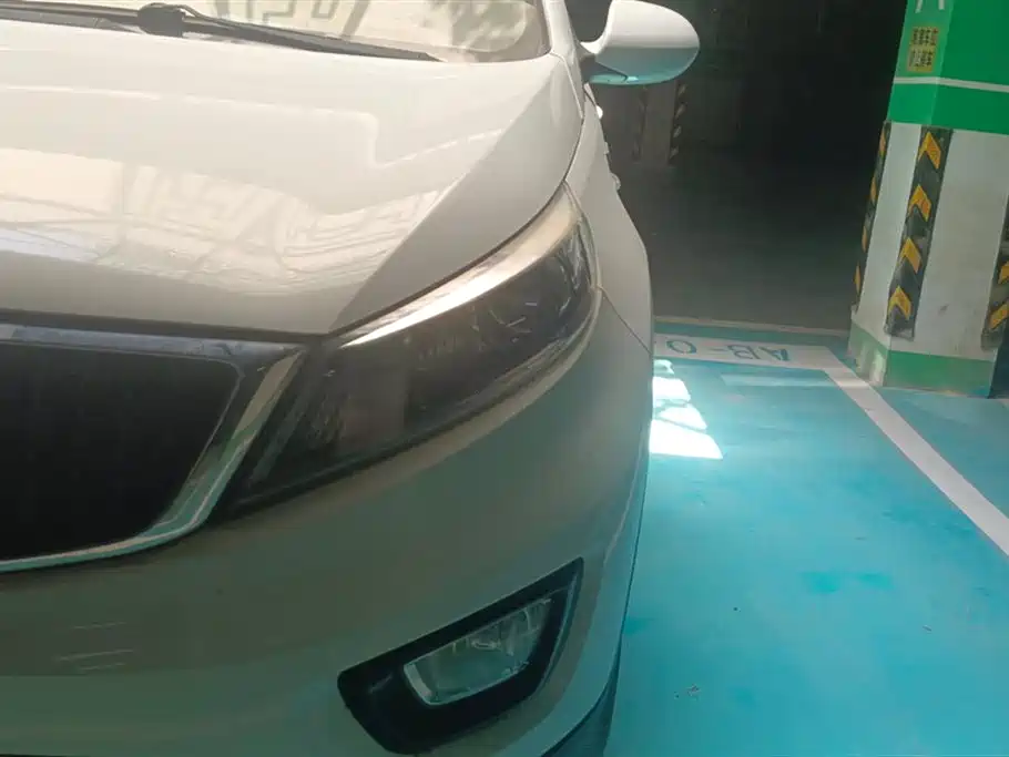Kia Sportage 2015 2.0L Automatic 2WD GL фото 5