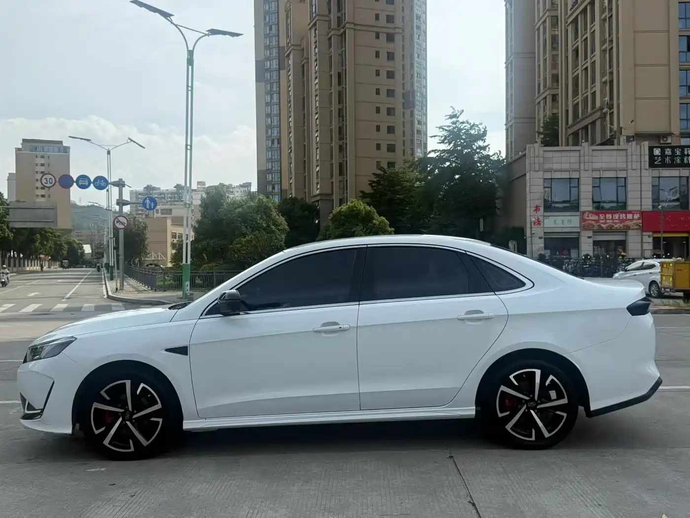 Cowin Xuandu 2022 2021 1.5T CVT Overlord Edition