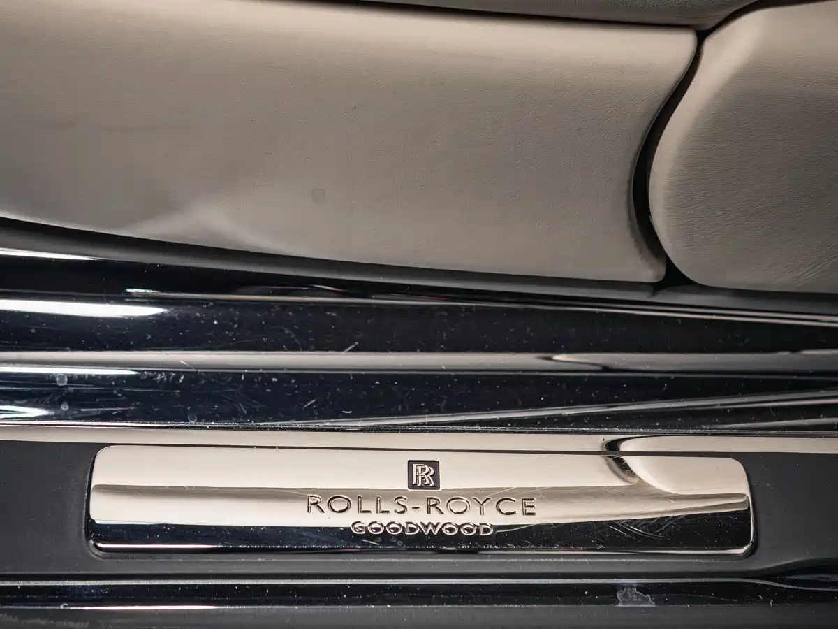 Фото 14 - Rolls-Royce Phantom