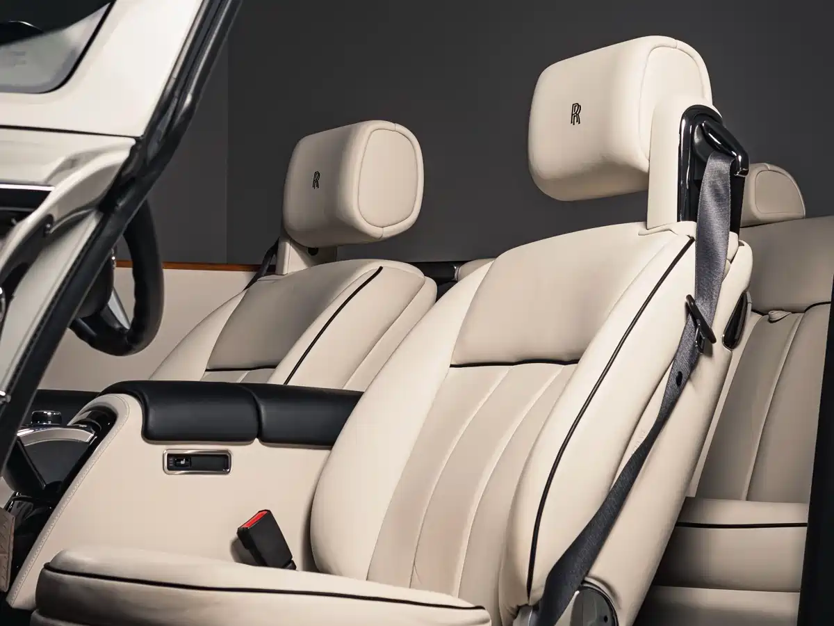 Фото 10 - Rolls-Royce Phantom