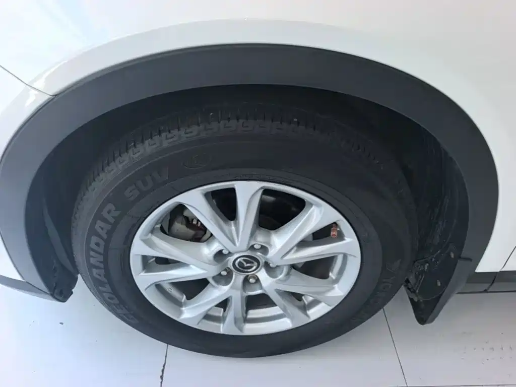 Photo 23 - Mazda CX-4