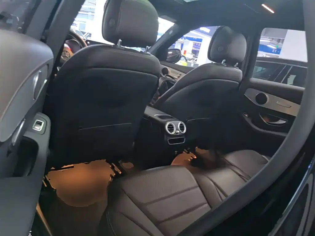 Mercedes-Benz GLC 2020 Facelift GLC 260 L 4MATIC Luxury фото 17