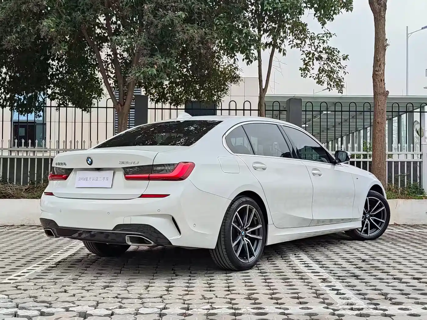 BMW 3 Series 2021 Second Facelift 325Li M Sport Package фото 22