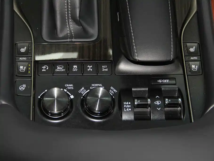 Lexus LX 2020 2019 570 Peak Special Edition