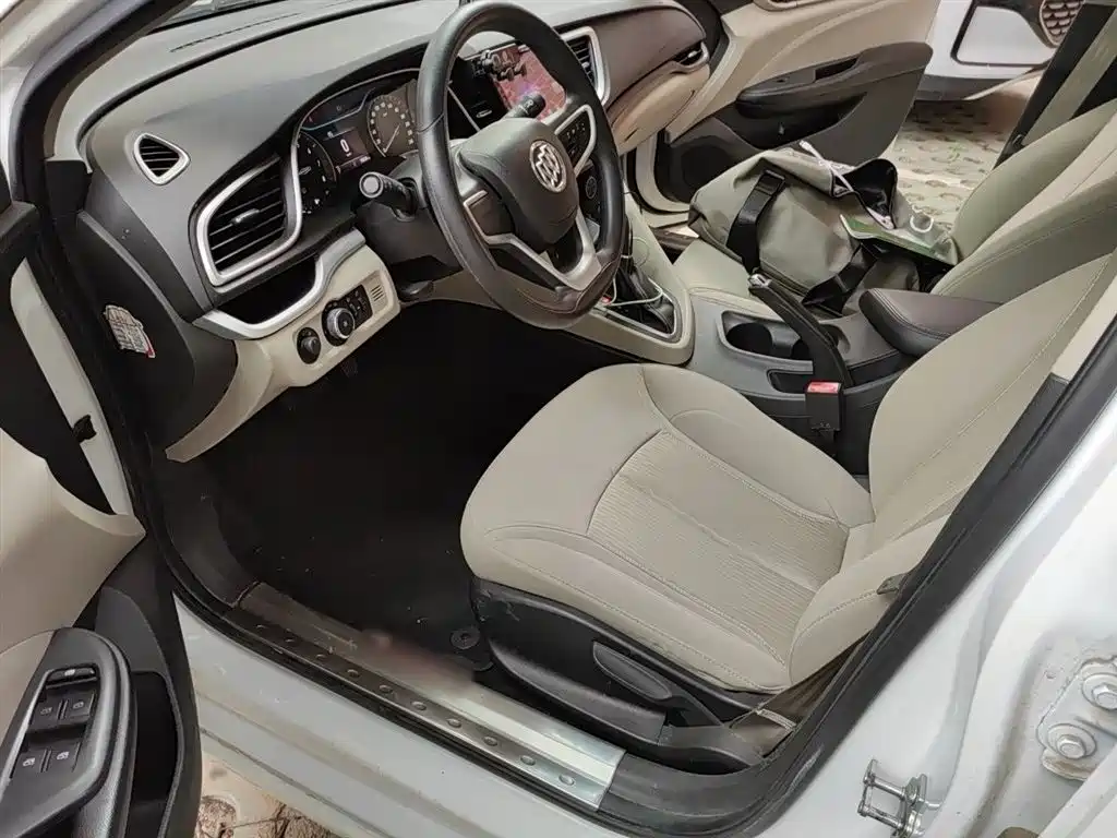 Buick Excelle 2015 15N Automatic Elite фото 14