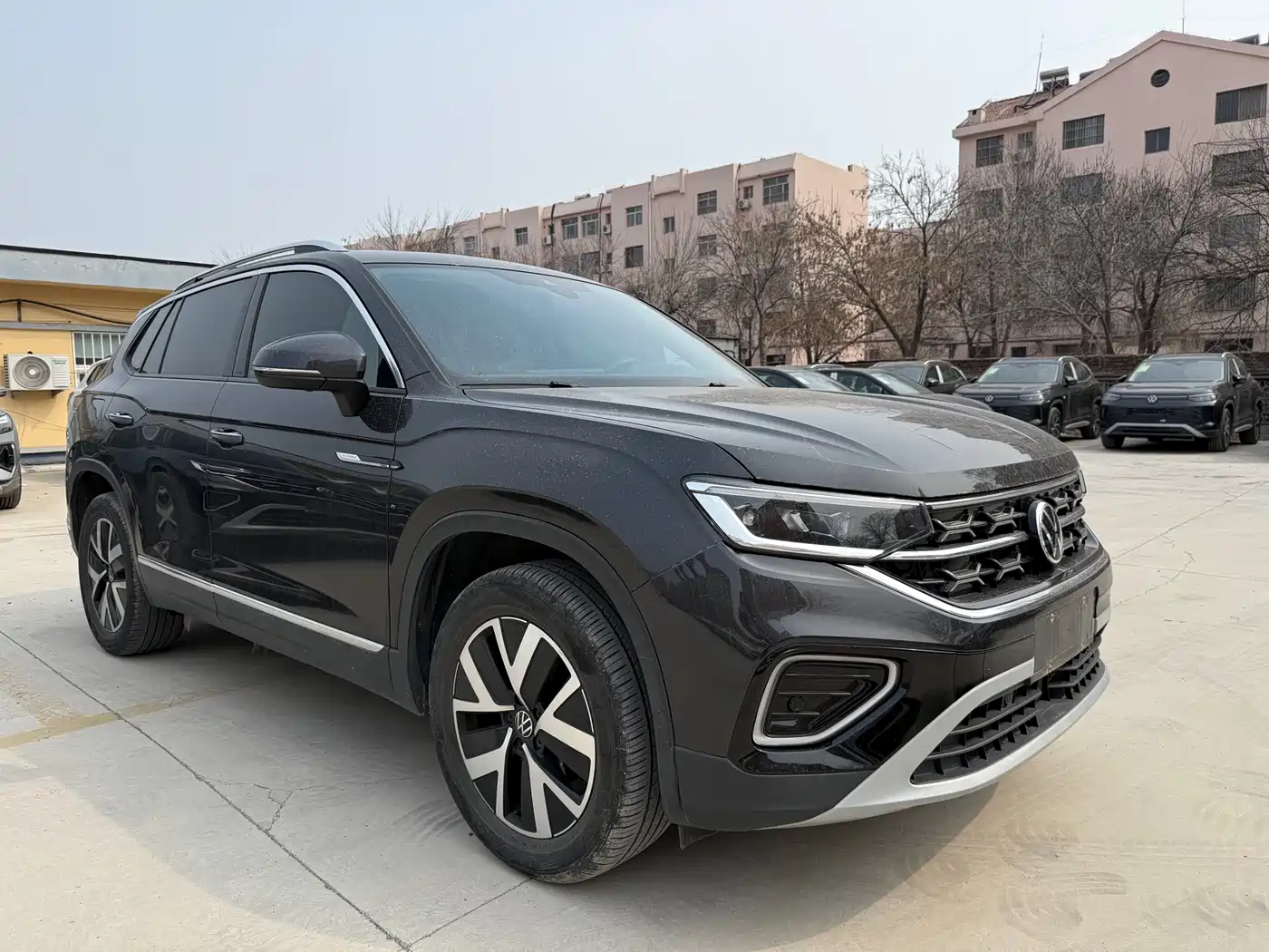 Volkswagen Tayron 2023 280TSI 2WD Luxury Plus Advanced Edition фото 3