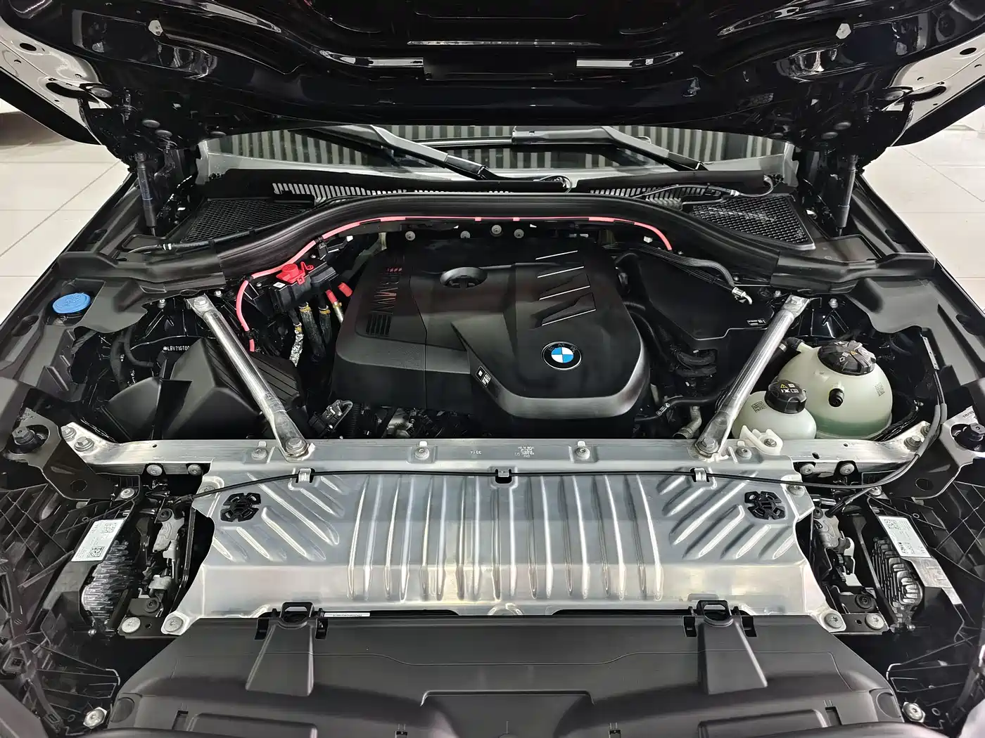 BMW X3 2025 xDrive30L Premium Model M Sport Black Package фото 14