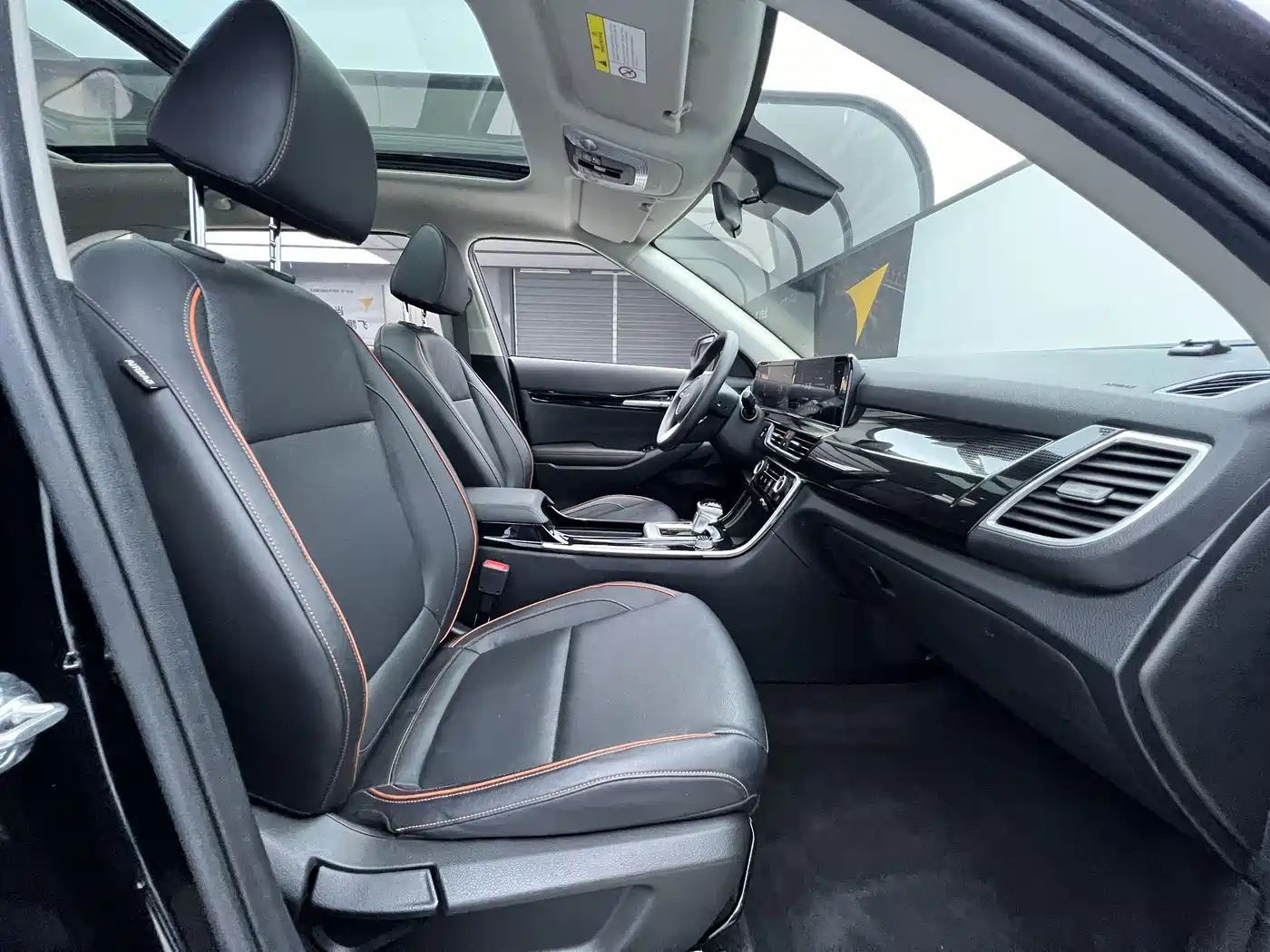Kia Seltos 2023 1.5L CVT Luxury Edition фото 25