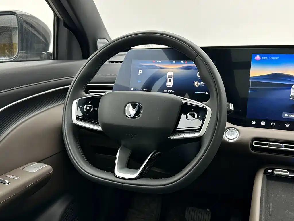 Фото 21 - Changan CS55 PLUS