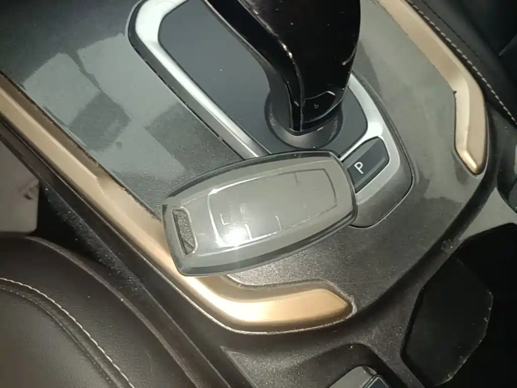 Фото 9 - Haval H6